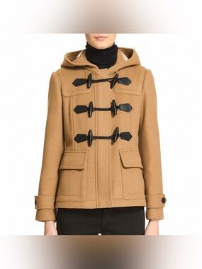 Burberry Blackwell Short Rare Wool Coat in New Camel with Archive Beige, size 2